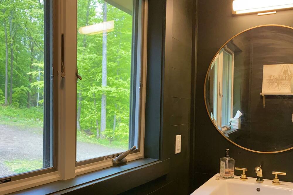 Photo of Bathroom in Ellicottville