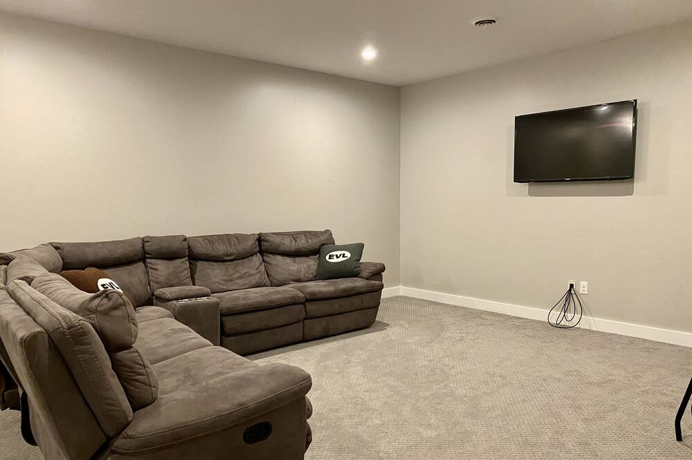 Photo of Livingroom in Ellicottville