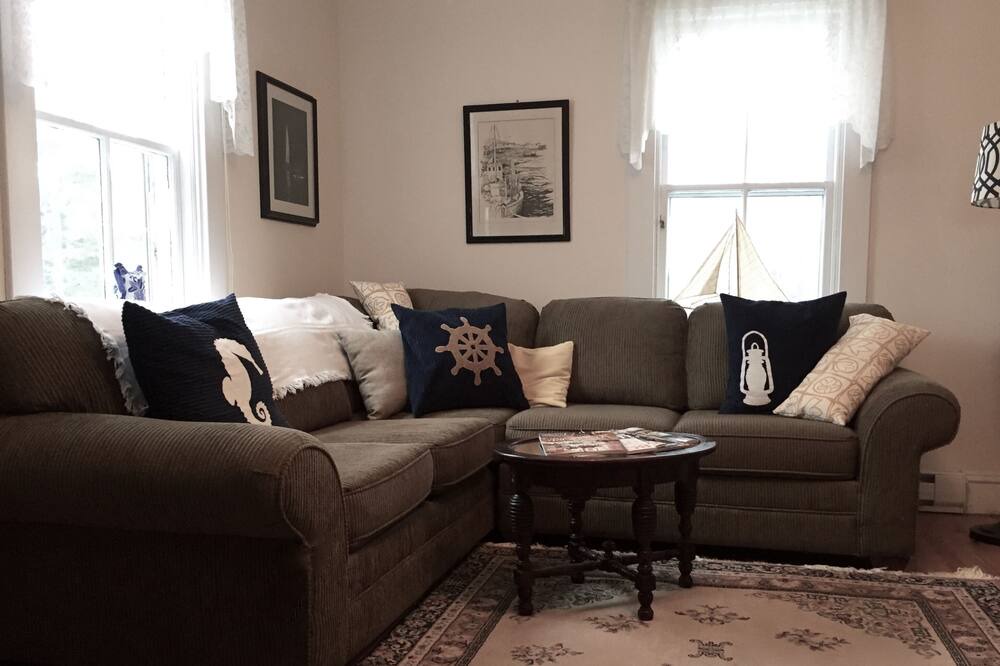 Photo of Others in Ragged Island