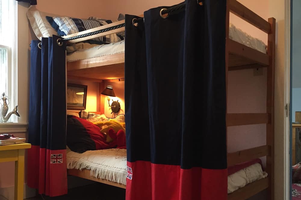 Photo of Bedroom in Ragged Island