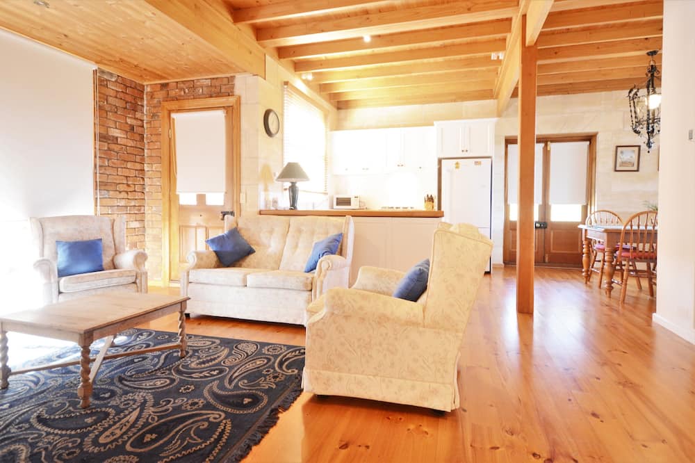 Photo of Livingroom in Warrnambool