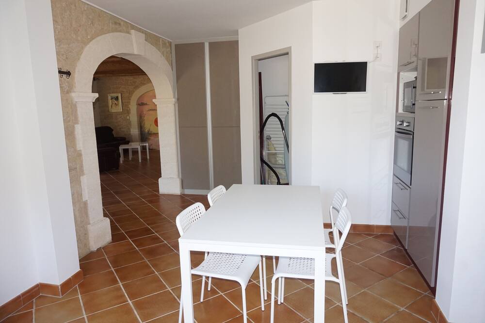 Photo of Livingroom in Bellegarde
