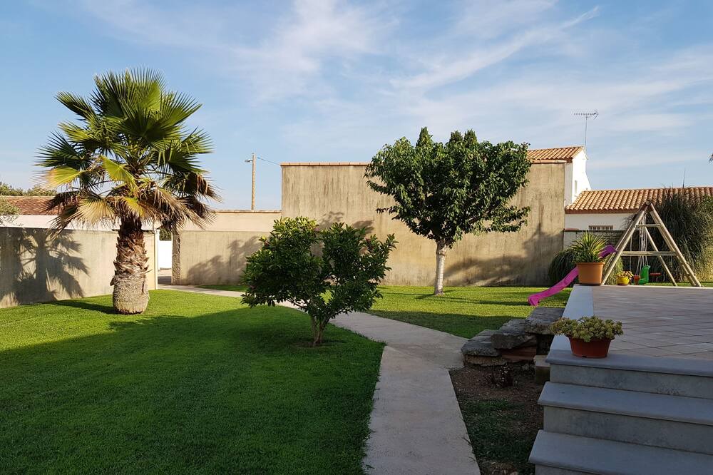 Photo of Outdoor in Bellegarde