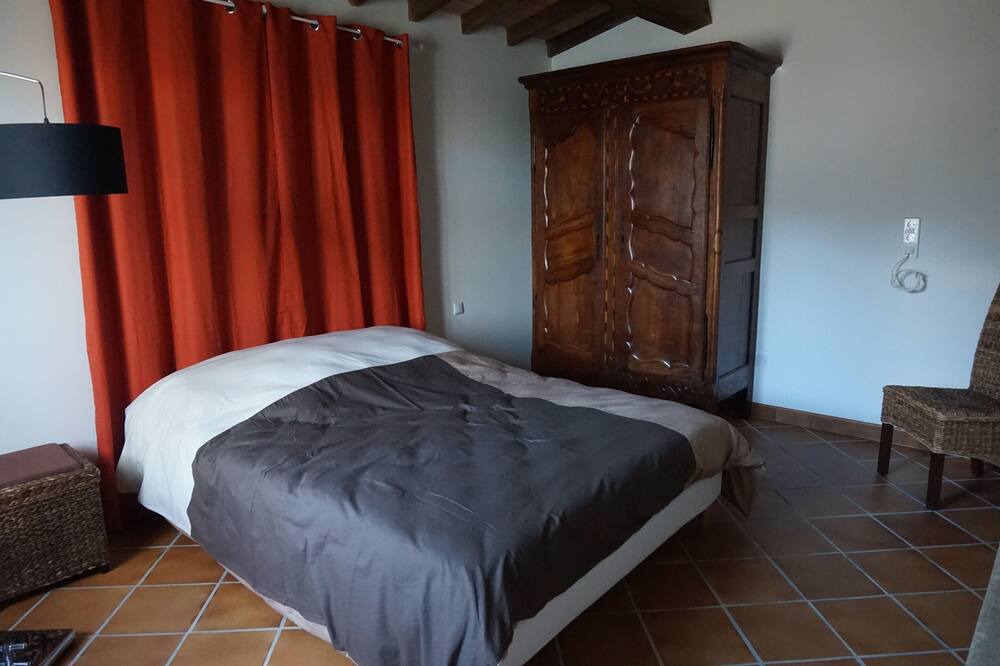 Photo of Bedroom in Bellegarde