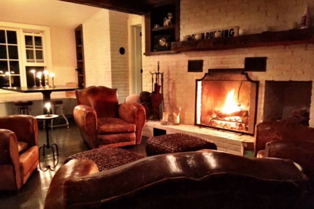 Photo of Livingroom in Chatham