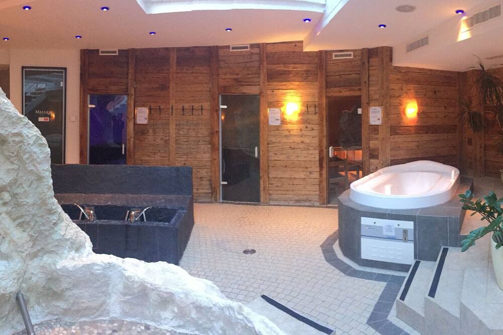 Photo of Others in Saas-Fee