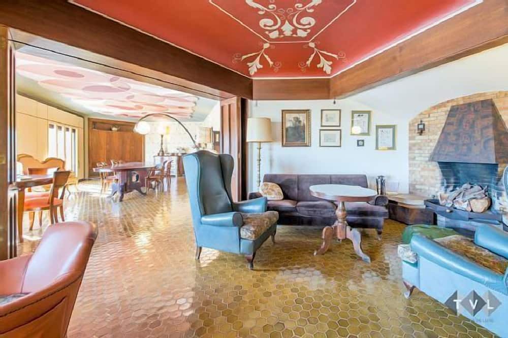 Photo of Livingroom in Riudecanyes