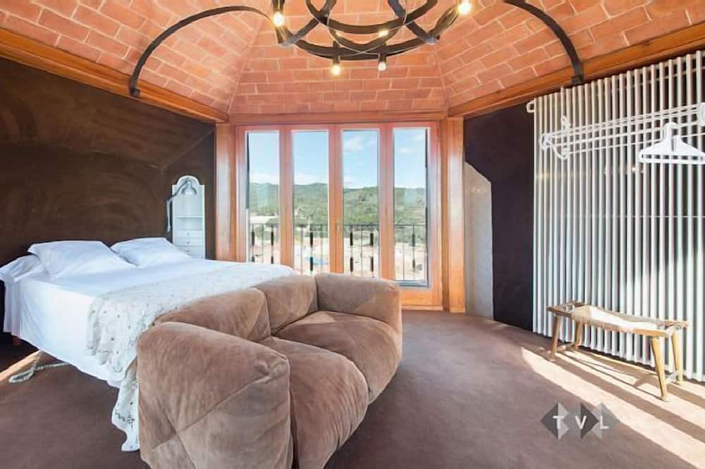 Photo of Bedroom in Riudecanyes
