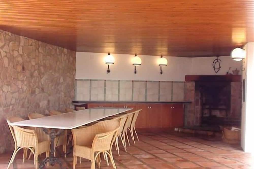 Photo of Kitchen in Riudecanyes