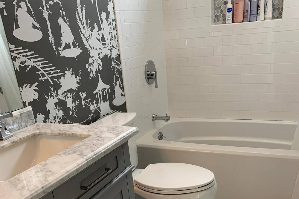 Photo of Bathroom in Lakewood