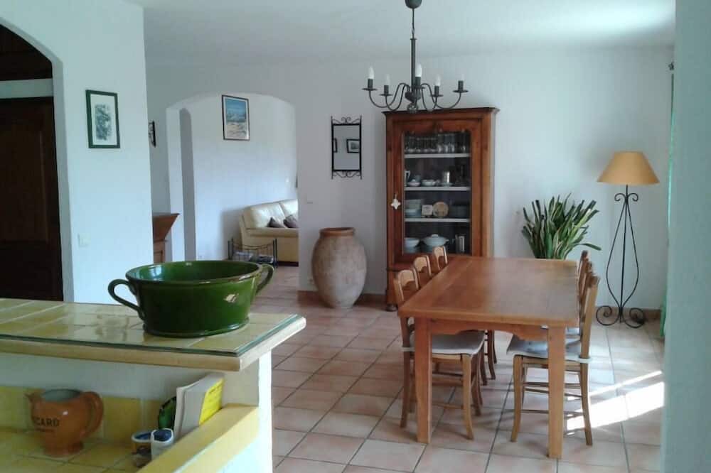 Photo of Kitchen in Le Val