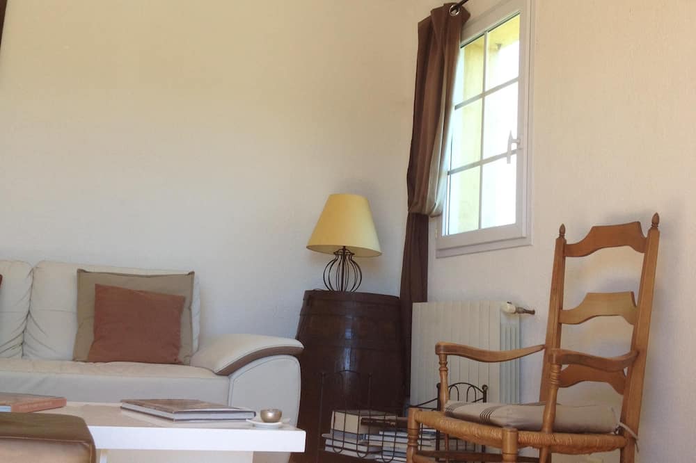 Photo of Livingroom in Le Val