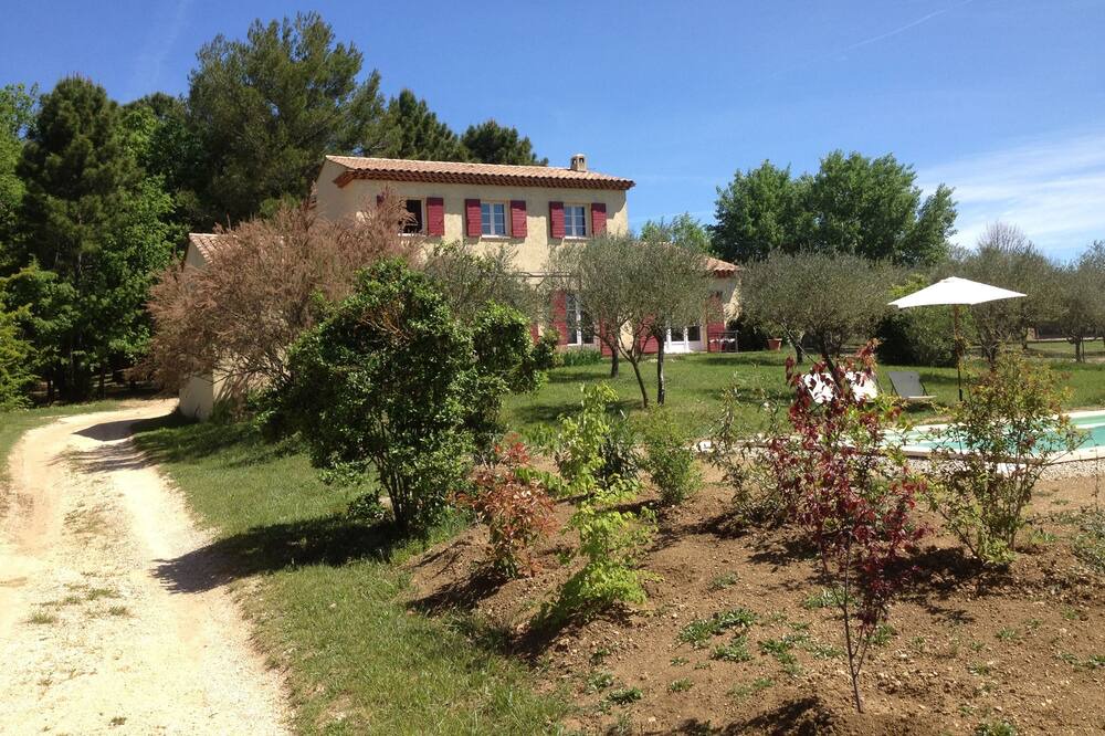 Photo of Outdoor in Le Val