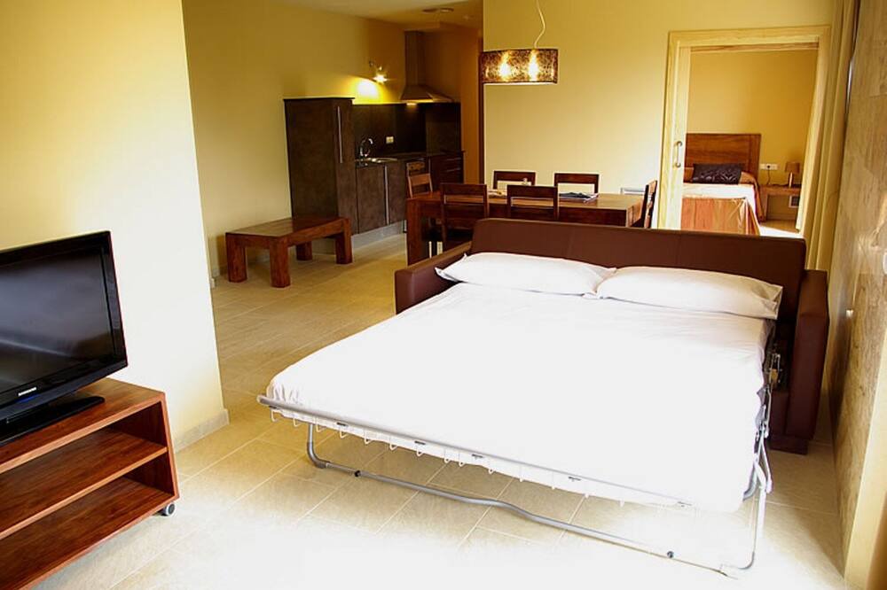 Photo of Bedroom in Fares