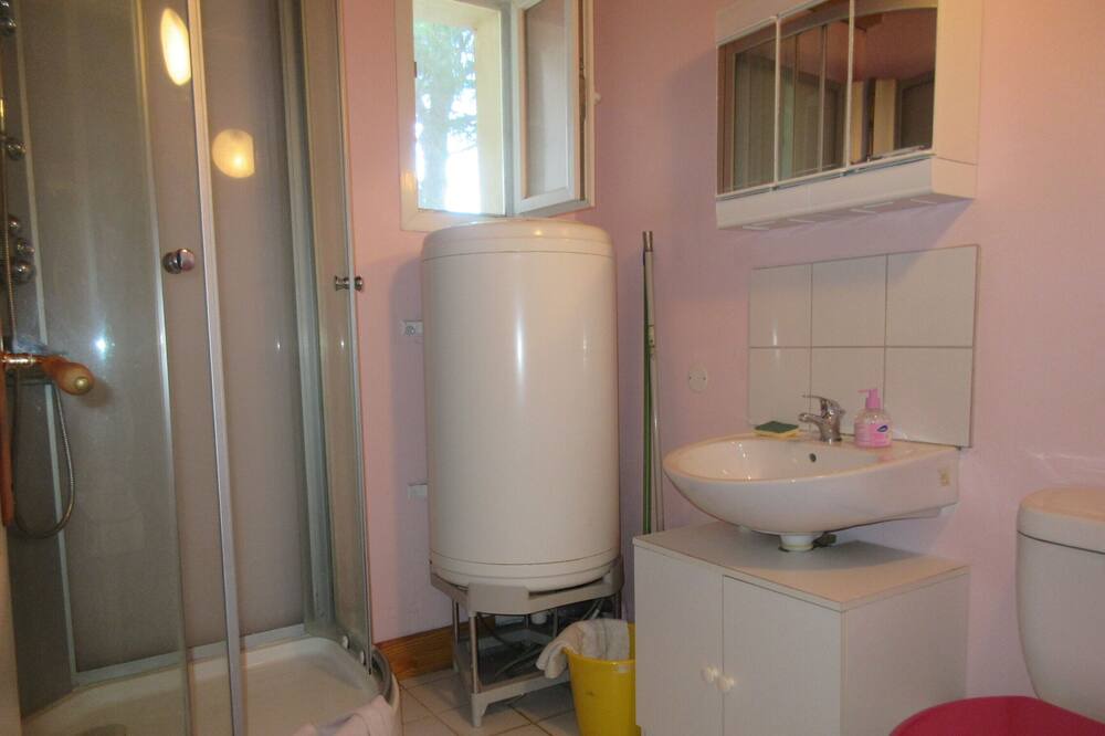 Photo of Bathroom in Saint-Cyprien