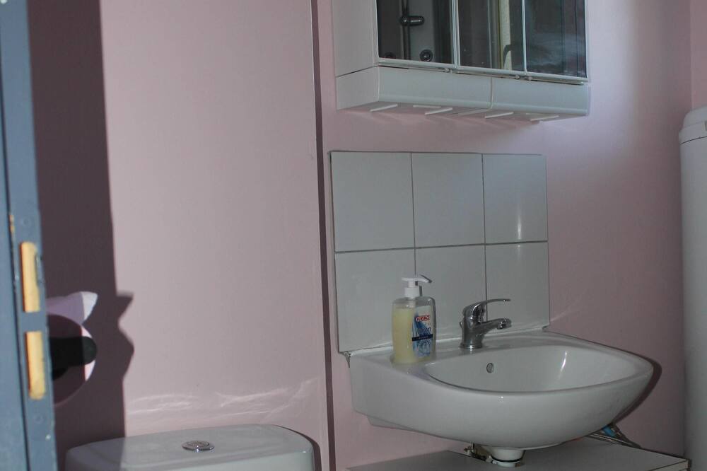 Photo of Bathroom in Saint-Cyprien