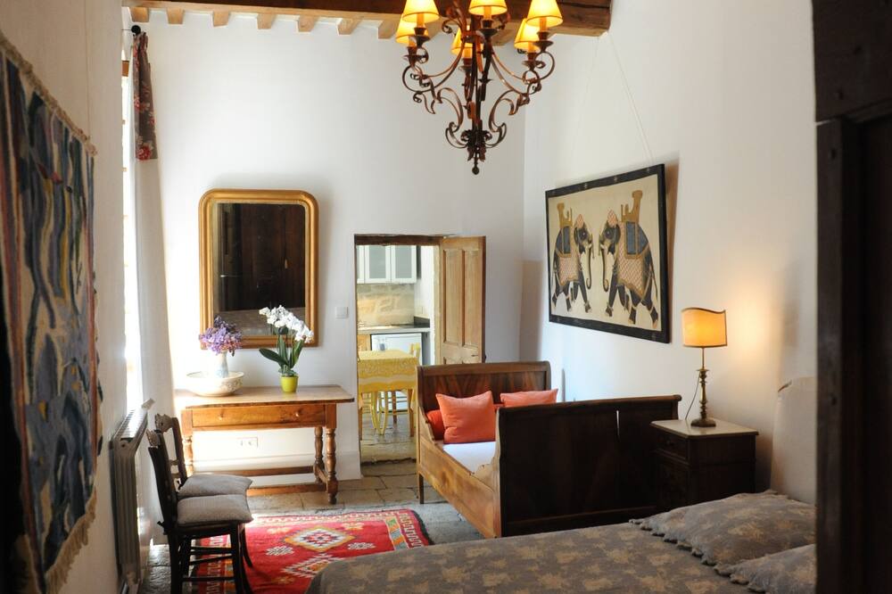 Photo of Bedroom in Calvisson