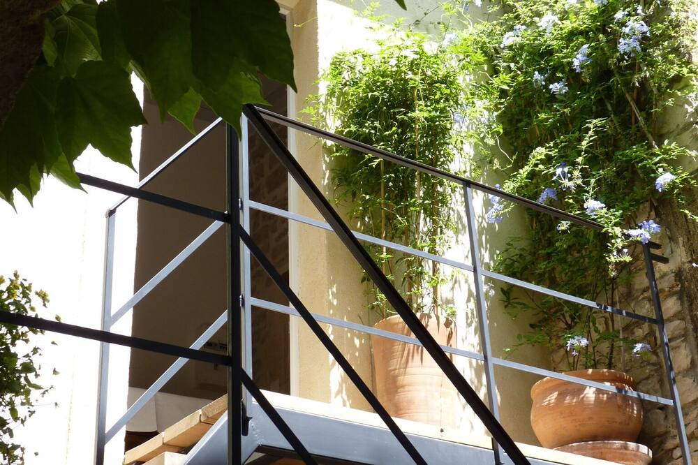 Photo of Patio Balcony in Calvisson