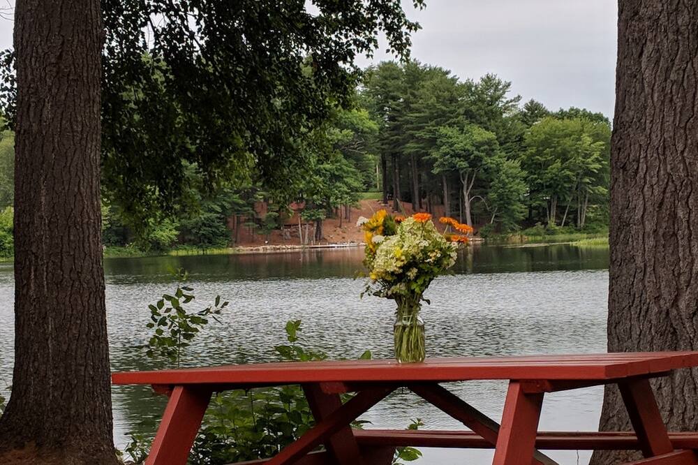 Photo of Patio Balcony in Wolfeboro