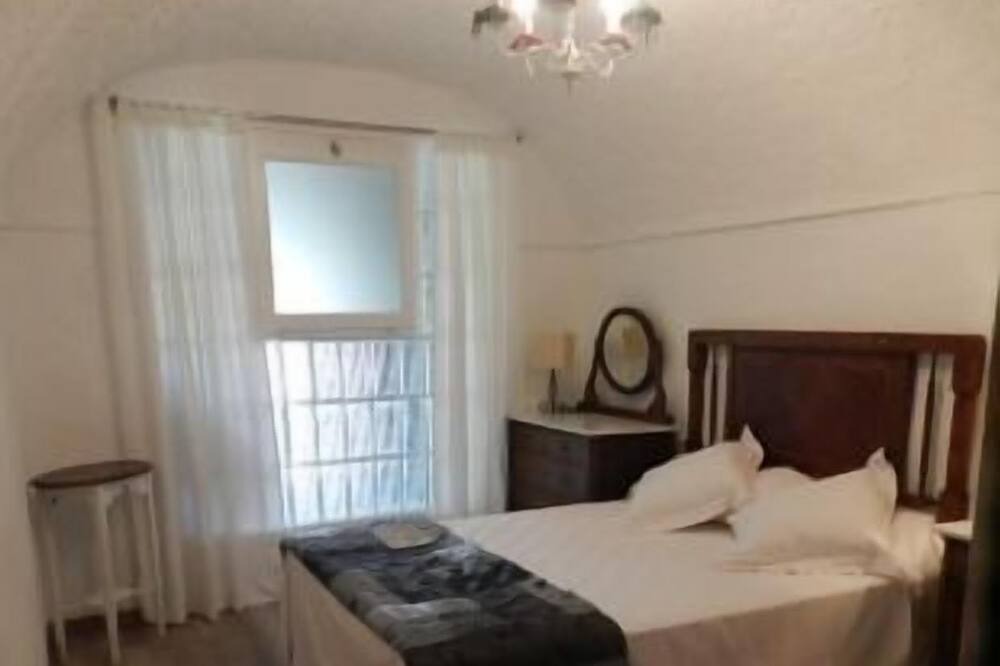 Photo of Bedroom in Avinyonet de Puigventos