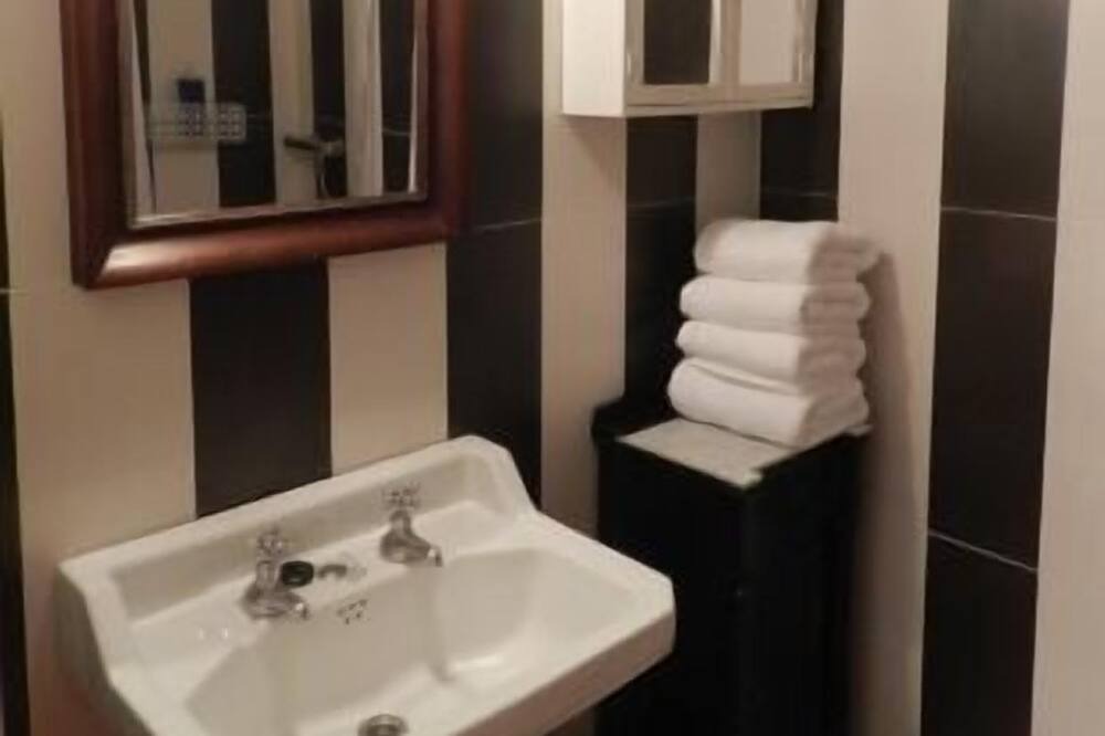 Photo of Bathroom in Avinyonet de Puigventos
