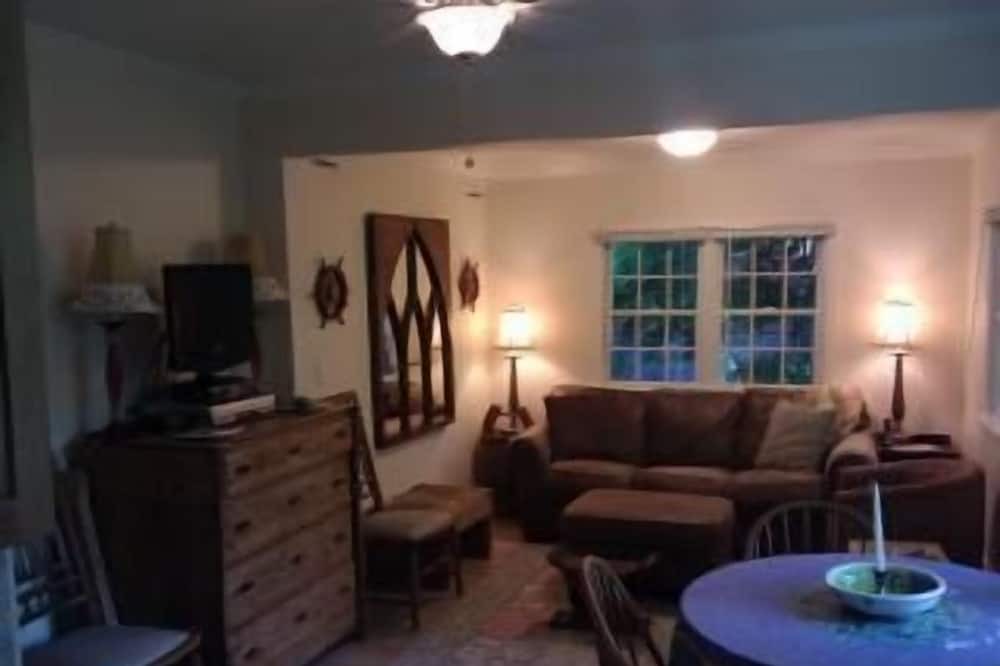 Photo of Bedroom in Rye