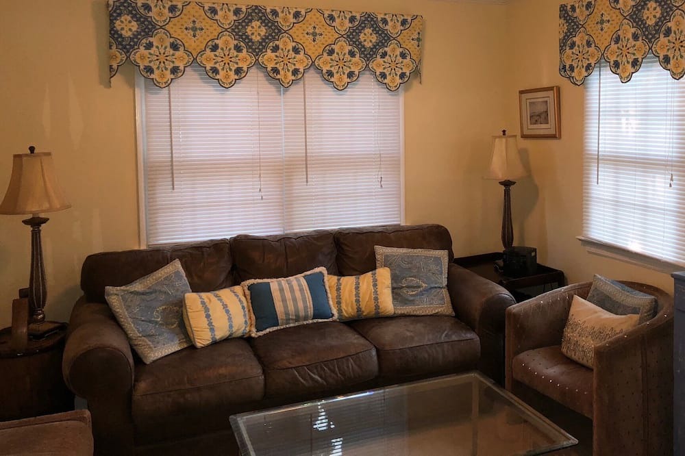 Photo of Livingroom in Rye