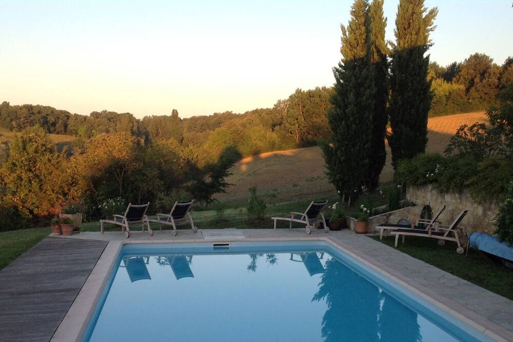 Photo of Outdoor in Saint-Clar