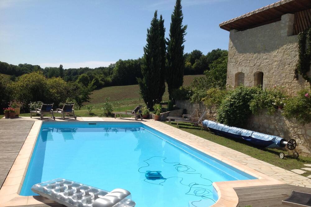 Photo of Outdoor in Saint-Clar