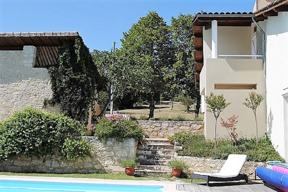 Photo of Outdoor in Saint-Clar