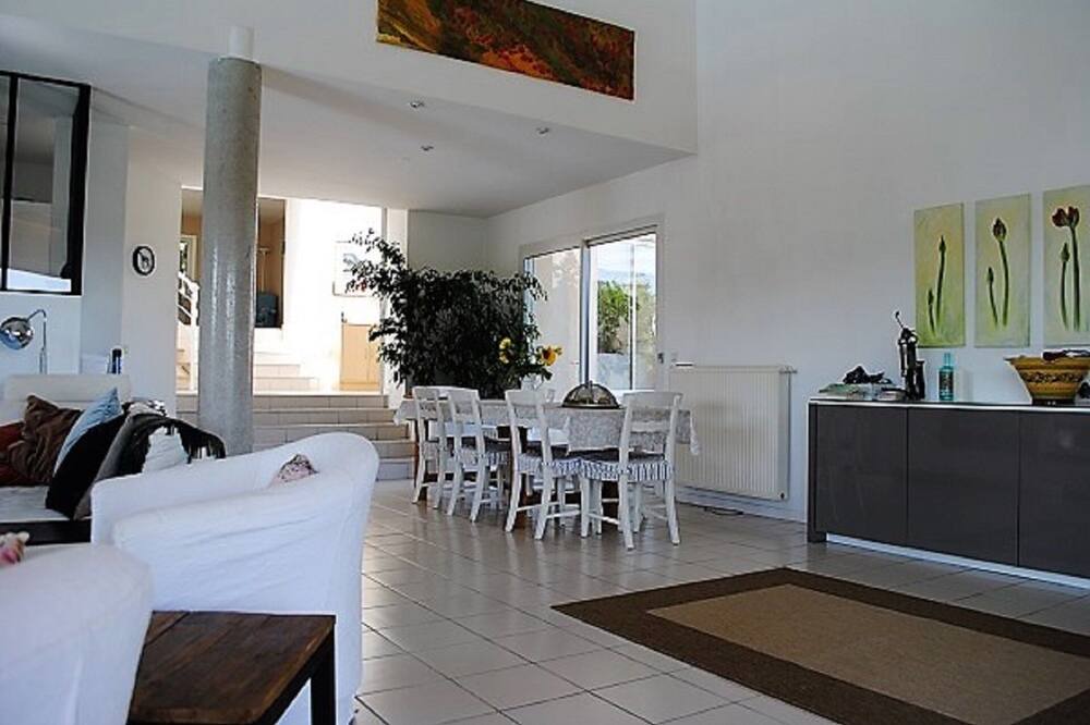 Photo of Livingroom in Saint-Clar