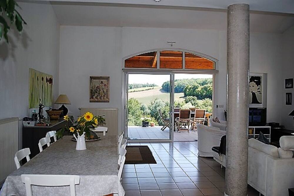 Photo of Livingroom in Saint-Clar