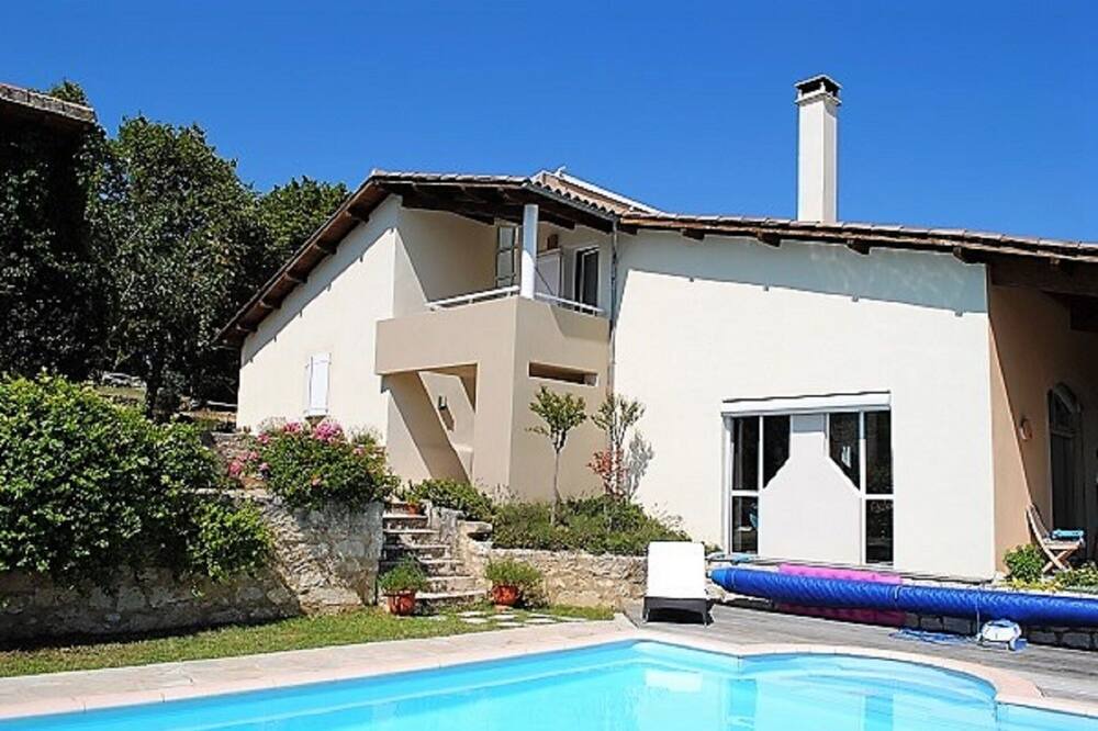 Photo of Outdoor in Saint-Clar
