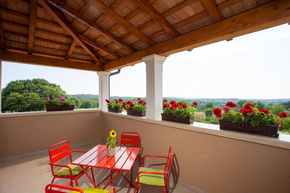 Photo of Patio Balcony in Jakovici