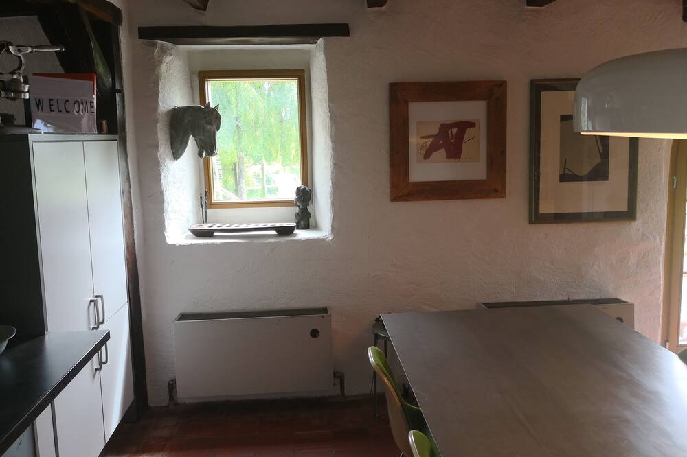 Photo of Kitchen in Chavannes-le-Veyron