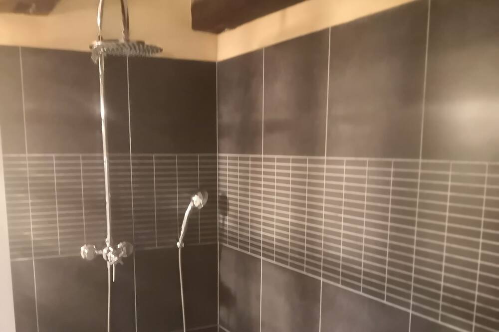 Photo of Bathroom in Chavannes-le-Veyron