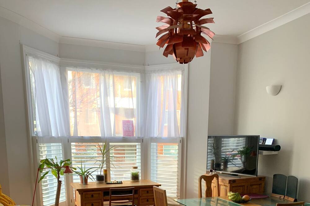 Photo of Others in Kilburn