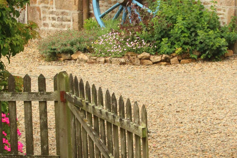Photo of Outdoor in St Denis de Gastines