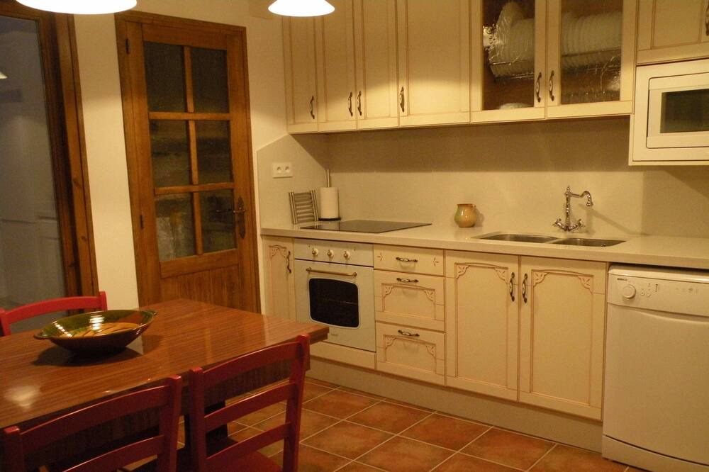 Photo of Kitchen in Calaceite