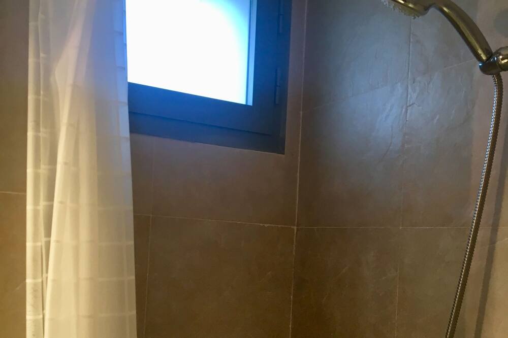Photo of Bathroom in Latas