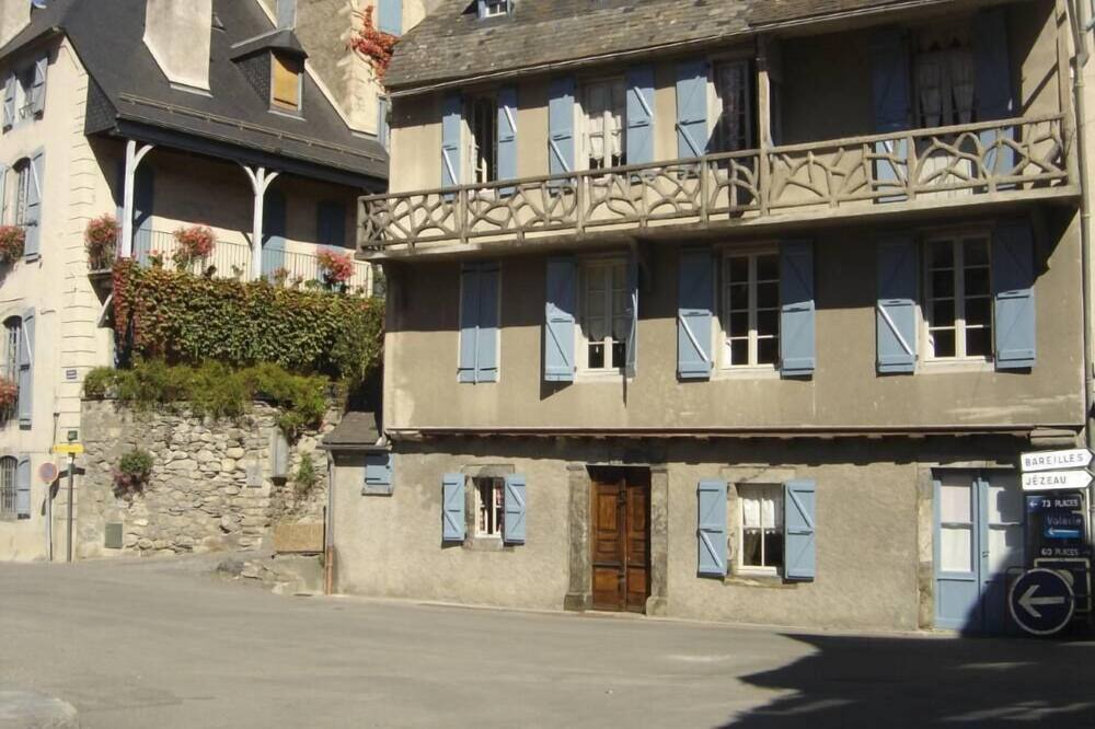 Photo of Others in Arreau