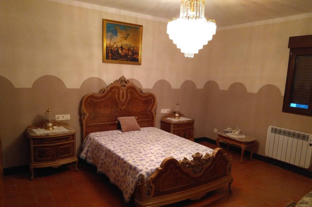 Photo of Bedroom in Pinseque