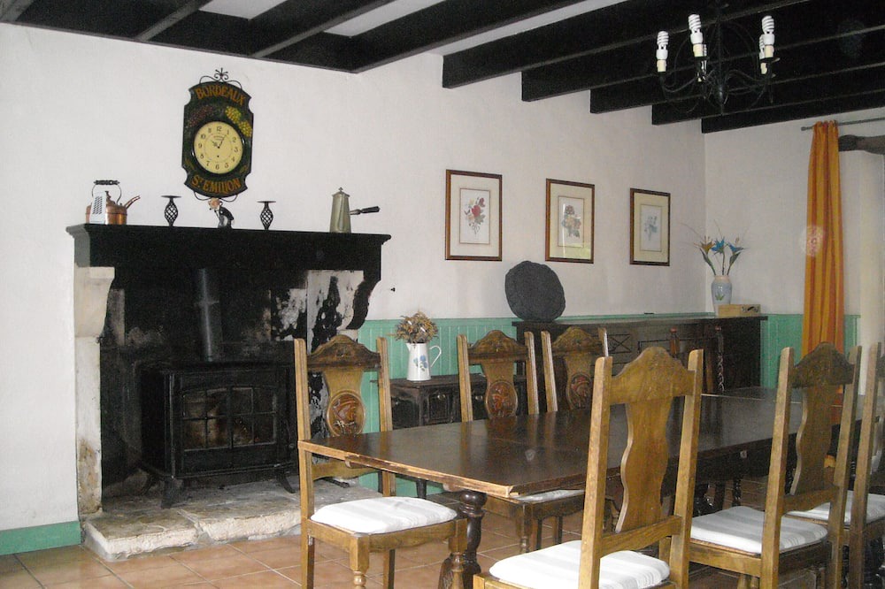 Photo of Bedroom in La Chapelle-Pouilloux