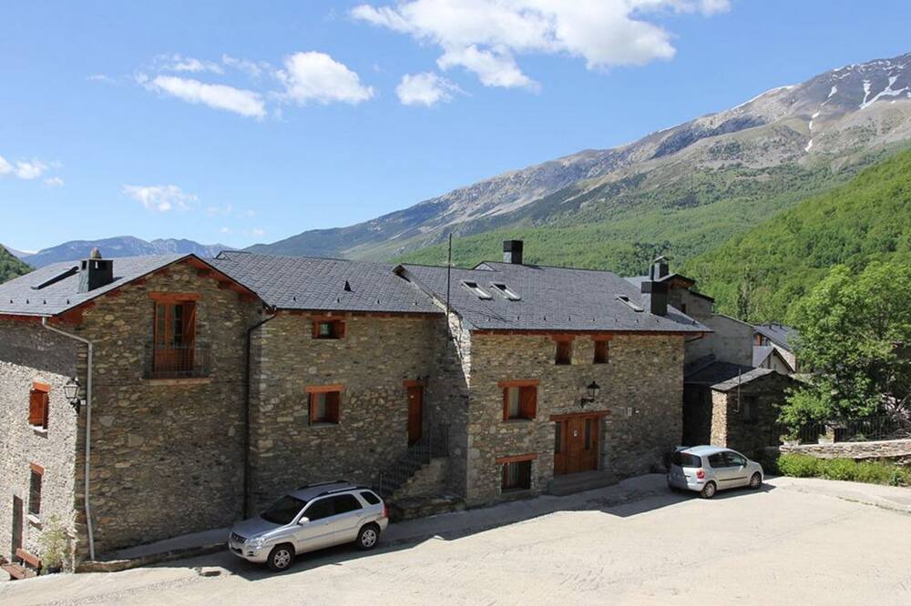 Photo of Outdoor in Sahun
