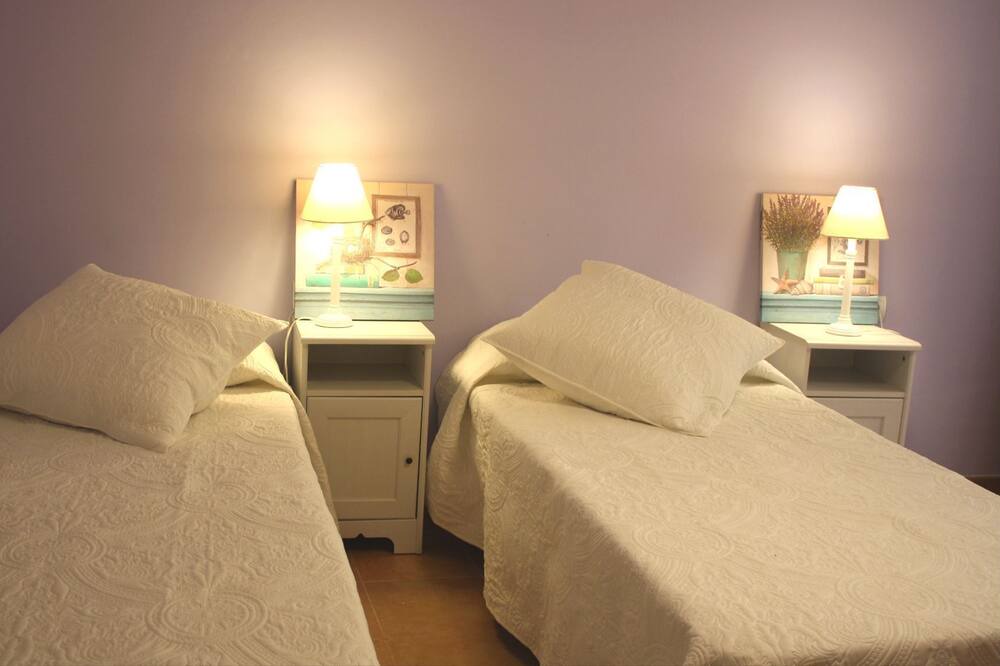 Photo of Bedroom in Riudecanyes
