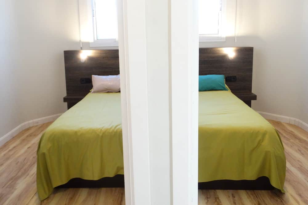 Photo of Bedroom in Sants-Badal