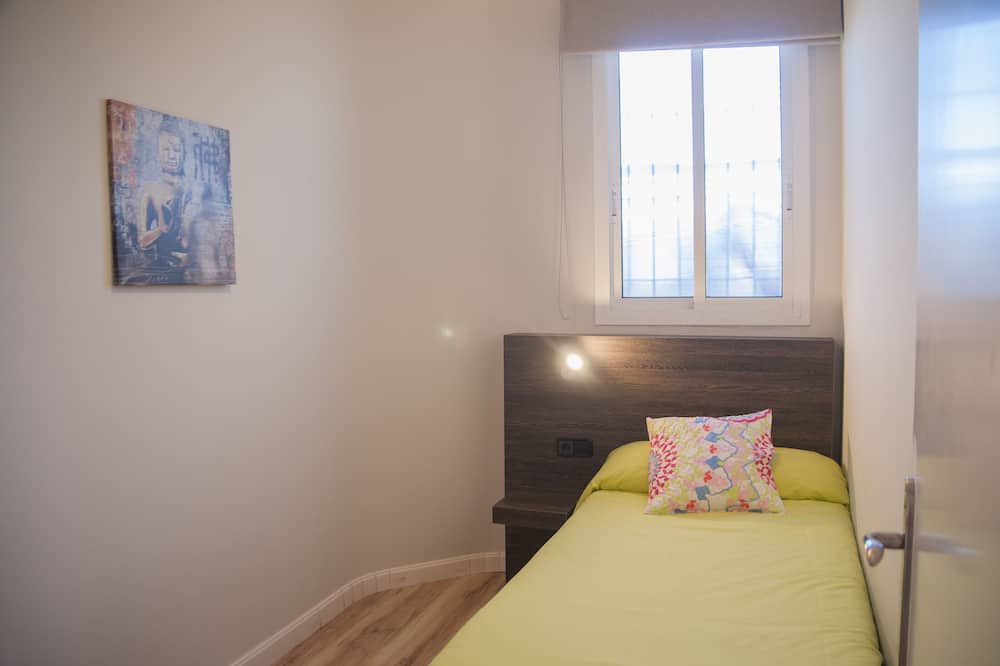 Photo of Bedroom in Sants-Badal