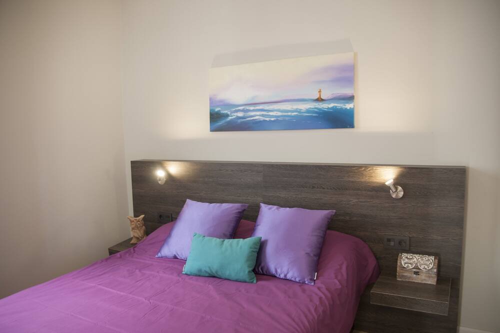 Photo of Bedroom in Sants-Badal