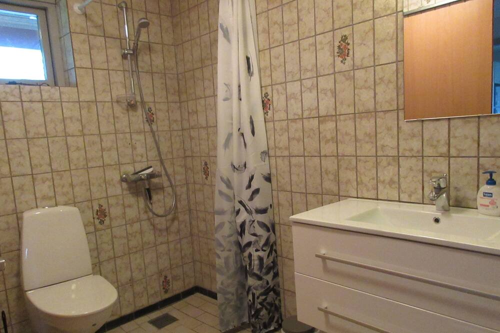 Photo of Bathroom in Nykobing Mors