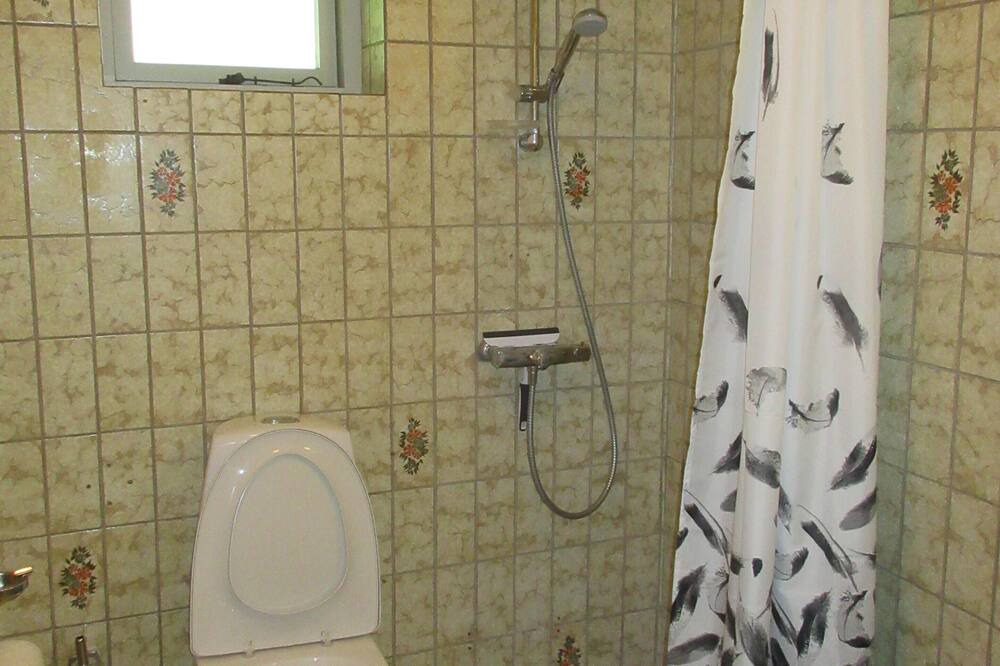 Photo of Bathroom in Nykobing Mors
